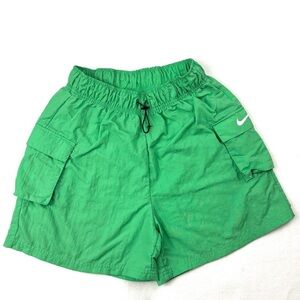 NWOT Nike High-Rise Loose Fit Shorts